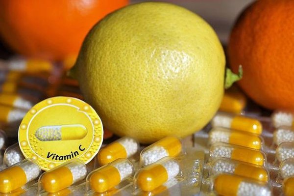 Les meilleures sources d'achat de vitamine C naturelle : où et pourquoi choisir le naturel